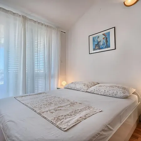 Ferienapartment Fuer Sechs Personen By Interhome 公寓