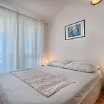 Ferienapartment Fuer Sechs Personen By Interhome Διαμέρισμα