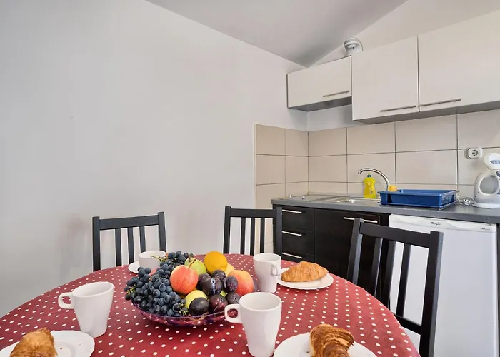 Apartament Ferienapartment Fuer Sechs Personen By Interhome *
