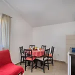 Ferienapartment Fuer Sechs Personen By Interhome * Trogir
